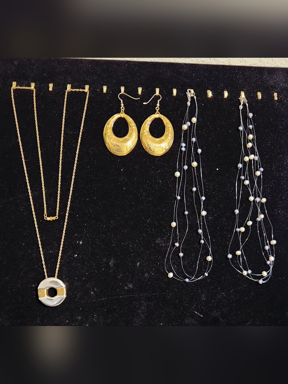 Mix Lot Of Unique Jewelry.